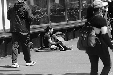 Homeless : Street Life : New York : Personal Photo Projects : Photos : Richard Moore : Photographer